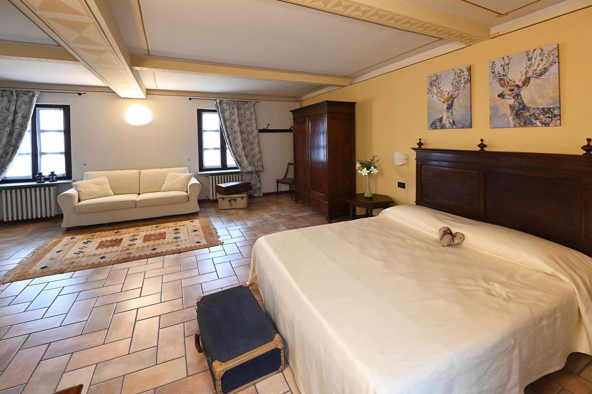 Hostal La Ca Dolga La Morra Habitación foto